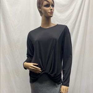 Yogasmoga Women's Black Pullover Long Sleeve Crew Neck Top